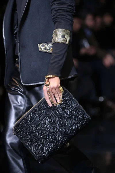 Look 135